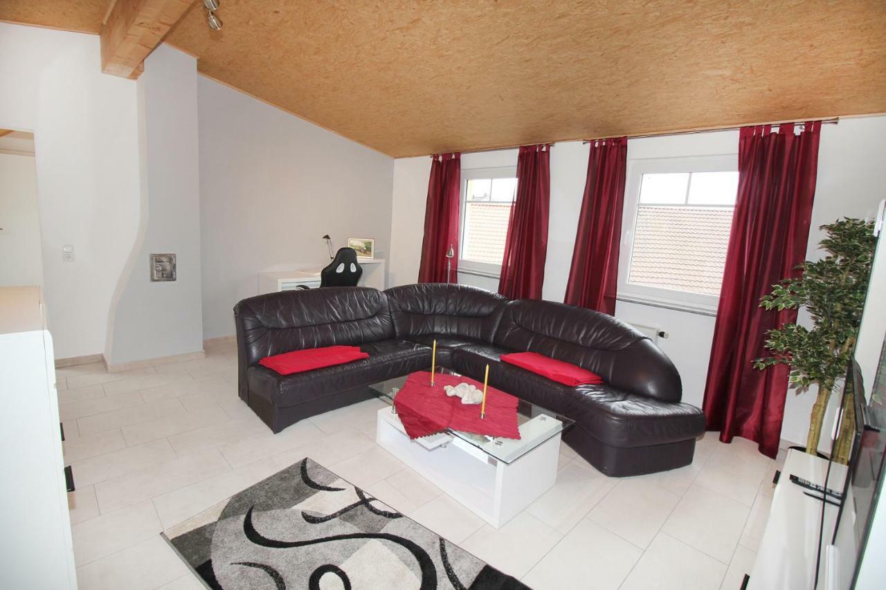 לוסהיים Ferienwohnung Beckendorf מראה חיצוני תמונה